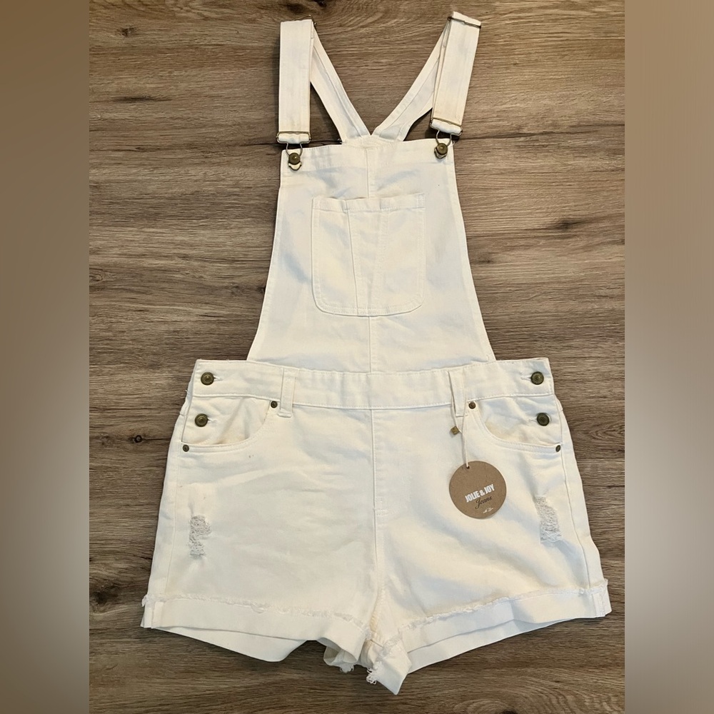 JOLIE & JOY Women’s Overalls Off White Shorts. Adjustable. Pockets.  Size L.